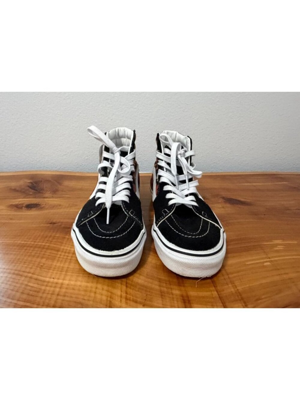 Vans Floral Print High Top Black Classic Skate Sneakers Women's Size 7.5 - Picture 2 of 10